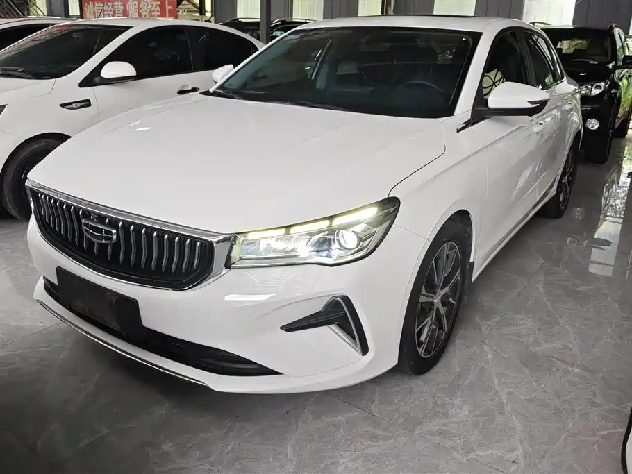 Geely Emgrand 2023
