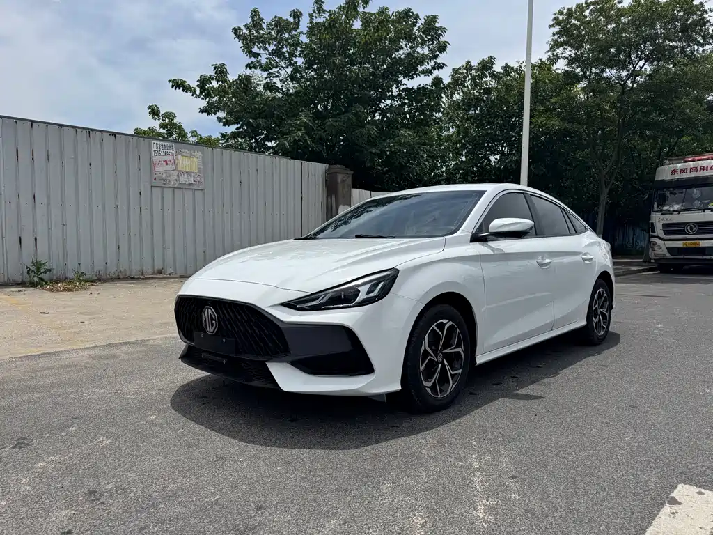 MG MG5 2022