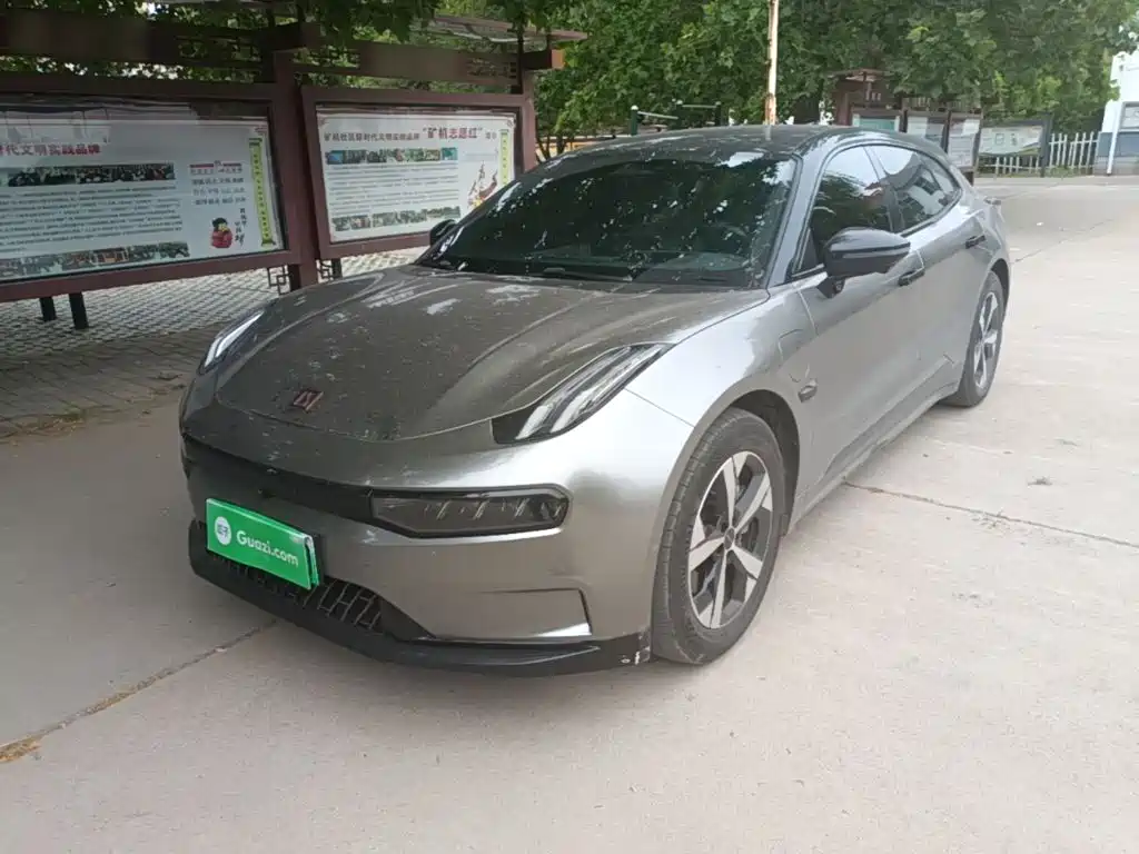 Zeekr 001 2023