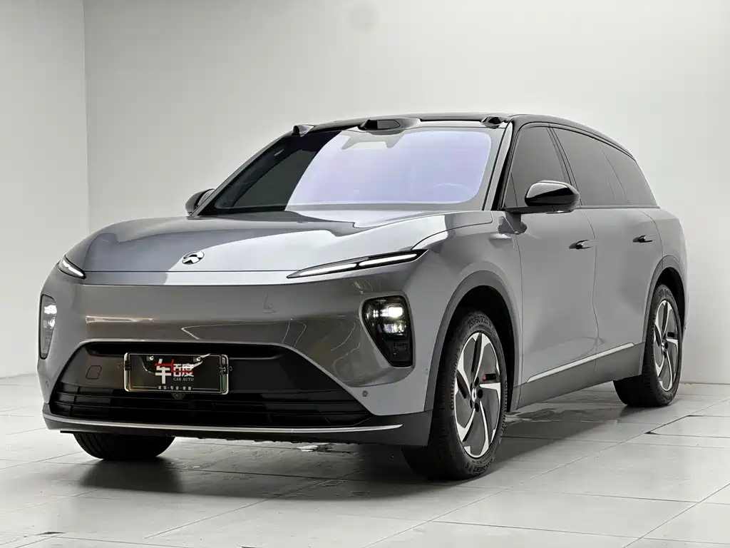 NIO ES8 2024