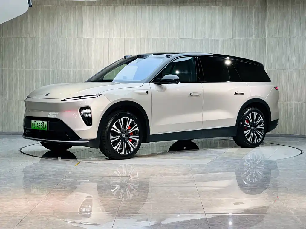 NIO ES8 2023