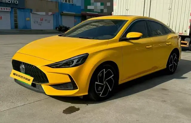 MG5 2021 facelift 300TGI DCT Green Luxury Edition