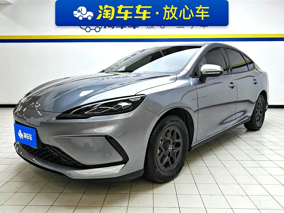 BYD Seal 05 DM-i 2025