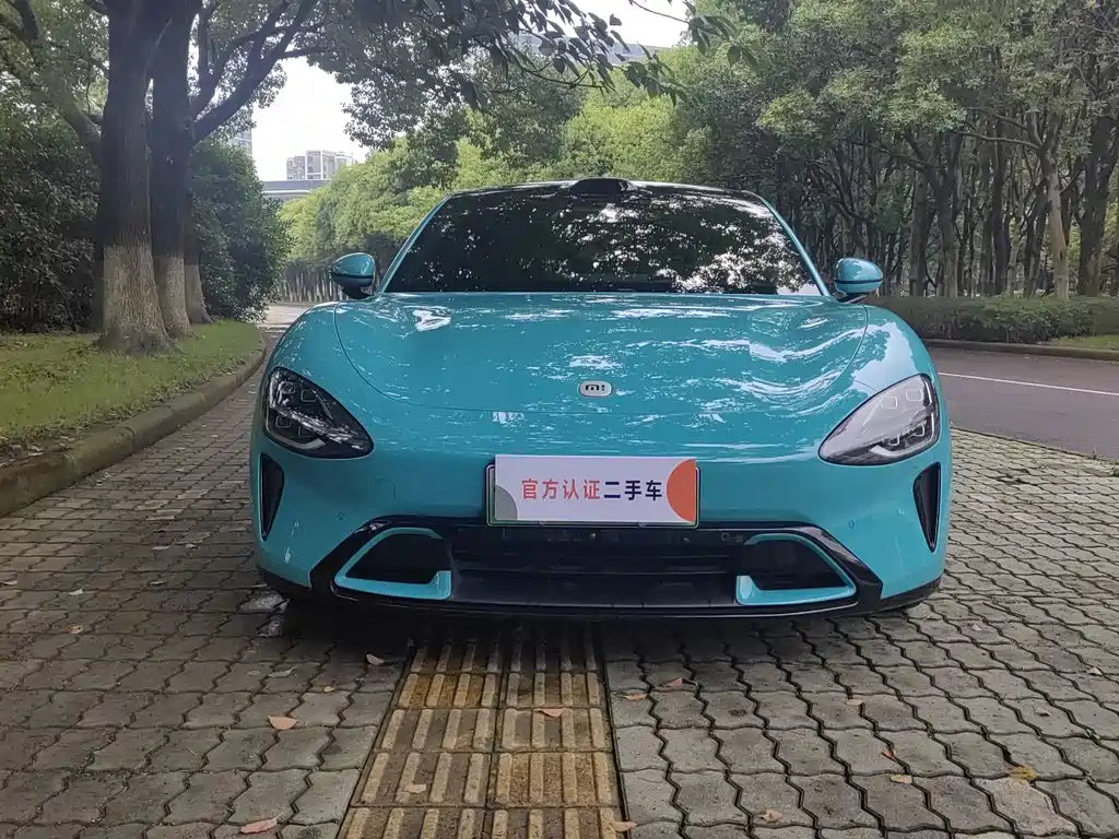 Xiaomi SU7 2024