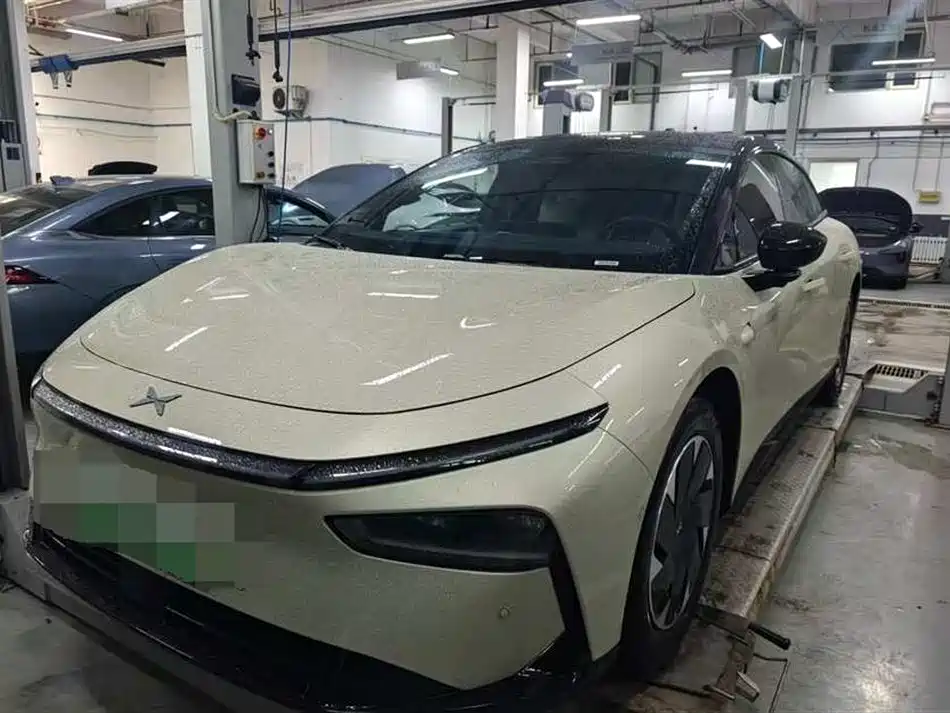 XPENG P7+ 2025