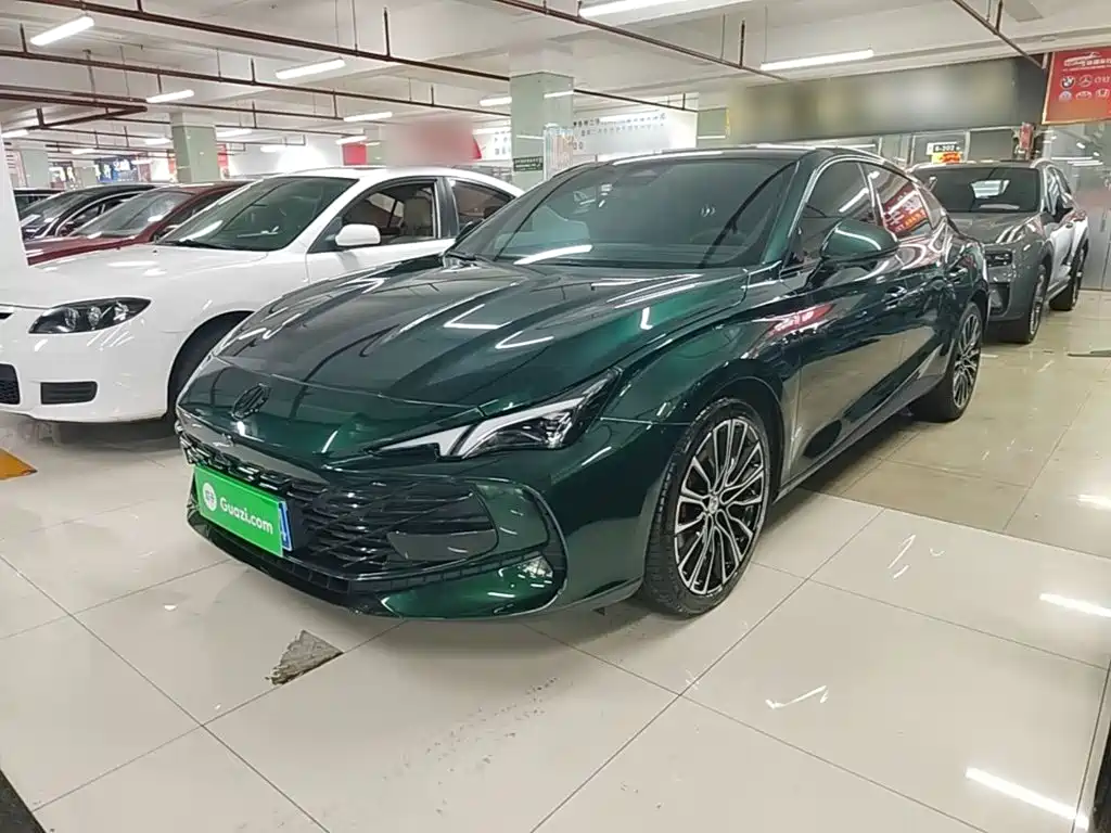 MG MG7 2025