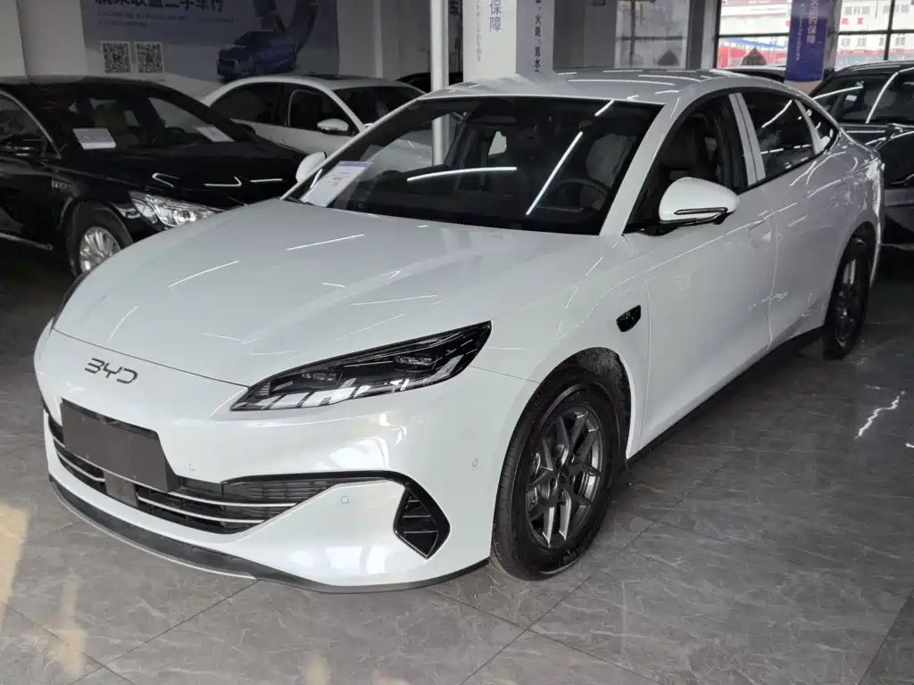 BYD 海豹06 2025