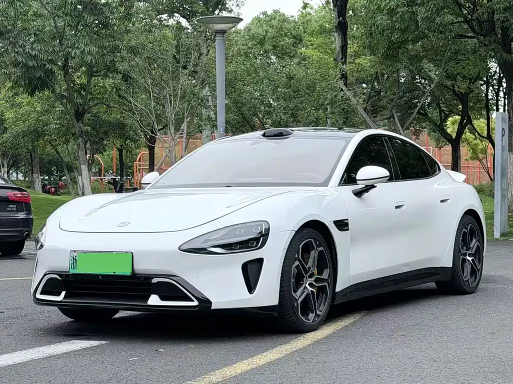 Xiaomi SU7 2025