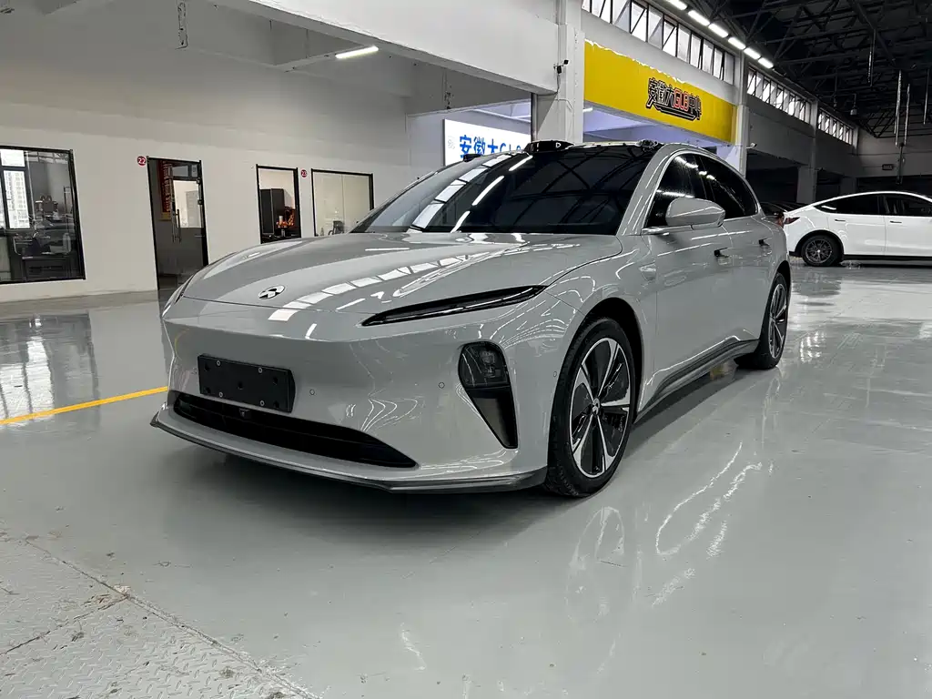 NIO ET5T 2024