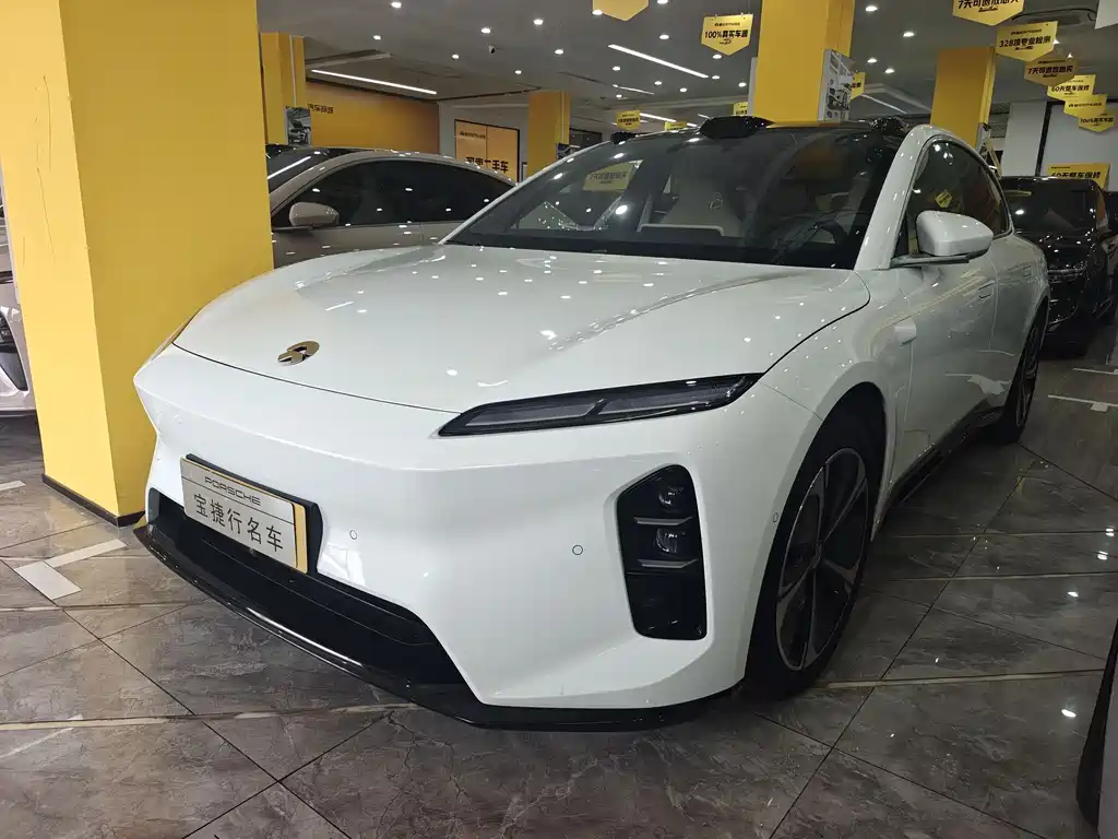 NIO ET5T 2025