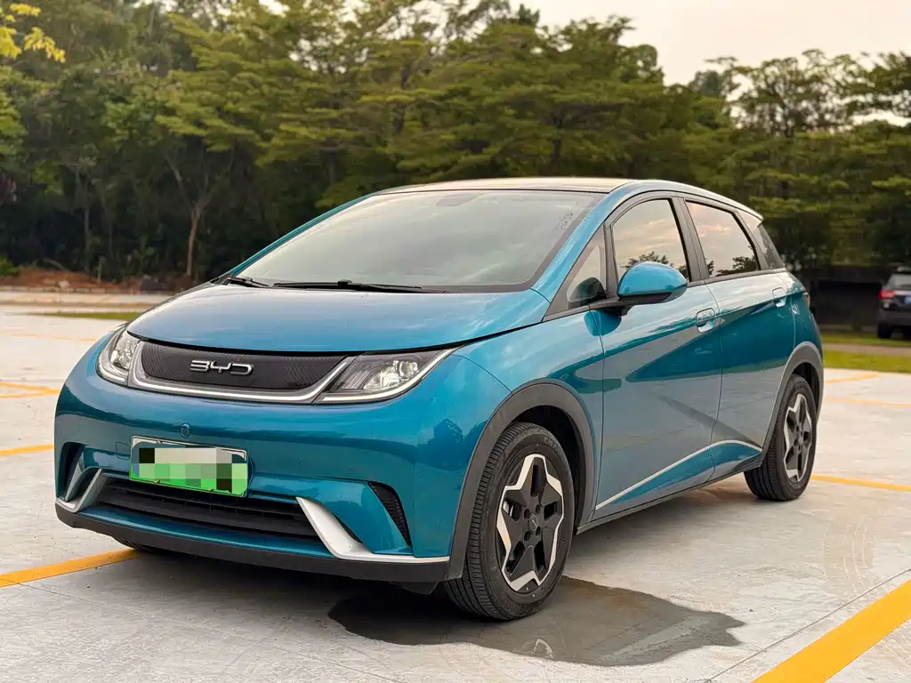 BYD Dolphin 2022