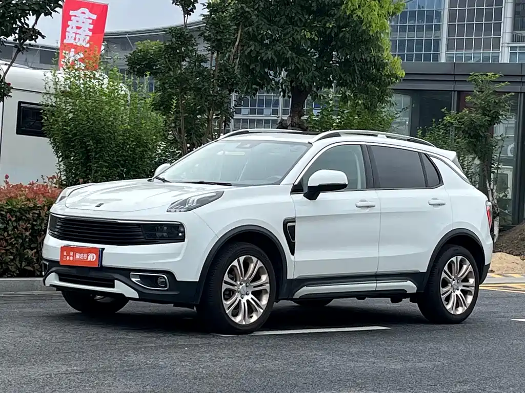 Lynk & Co 01 2018