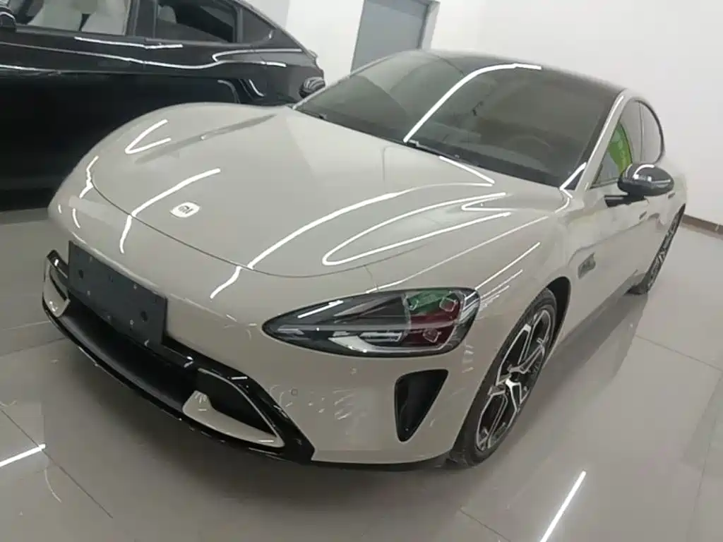 Xiaomi SU7 2025