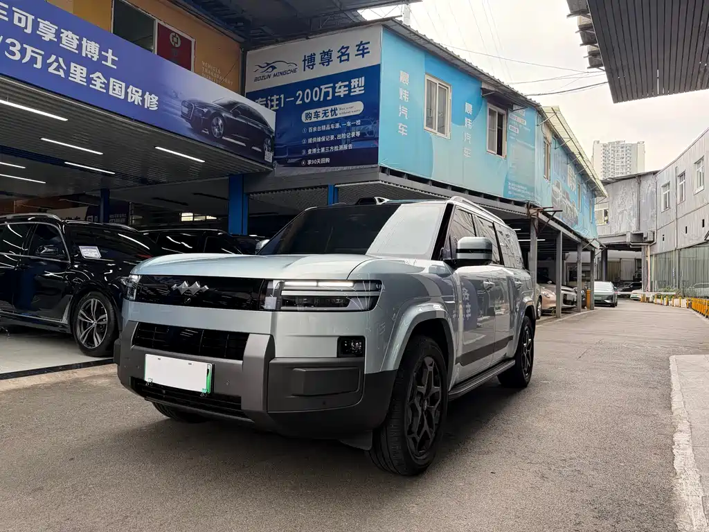 Fang Cheng Bao 钛7 2025
