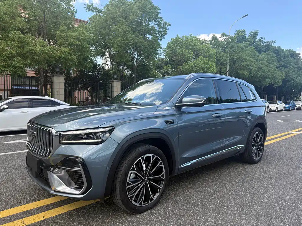 Geely Xingyue L 2025