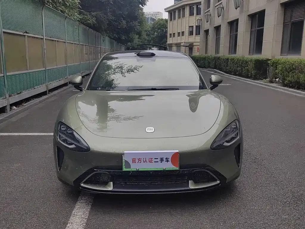 Xiaomi SU7 2024