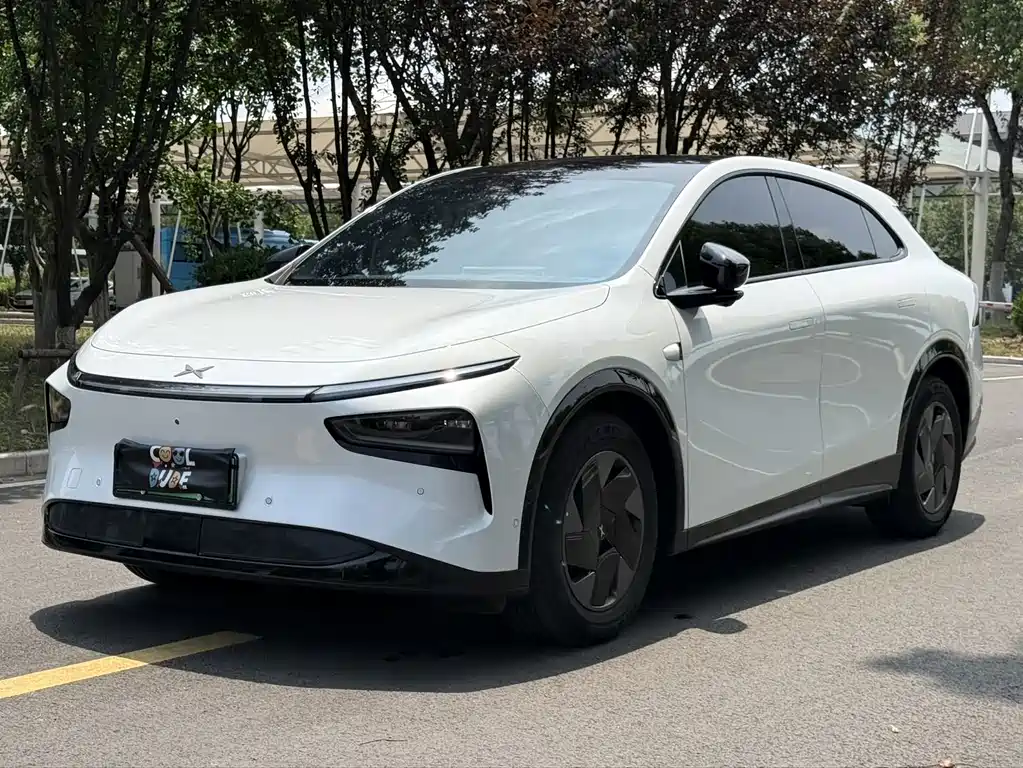 XPENG 小鹏G7 2025