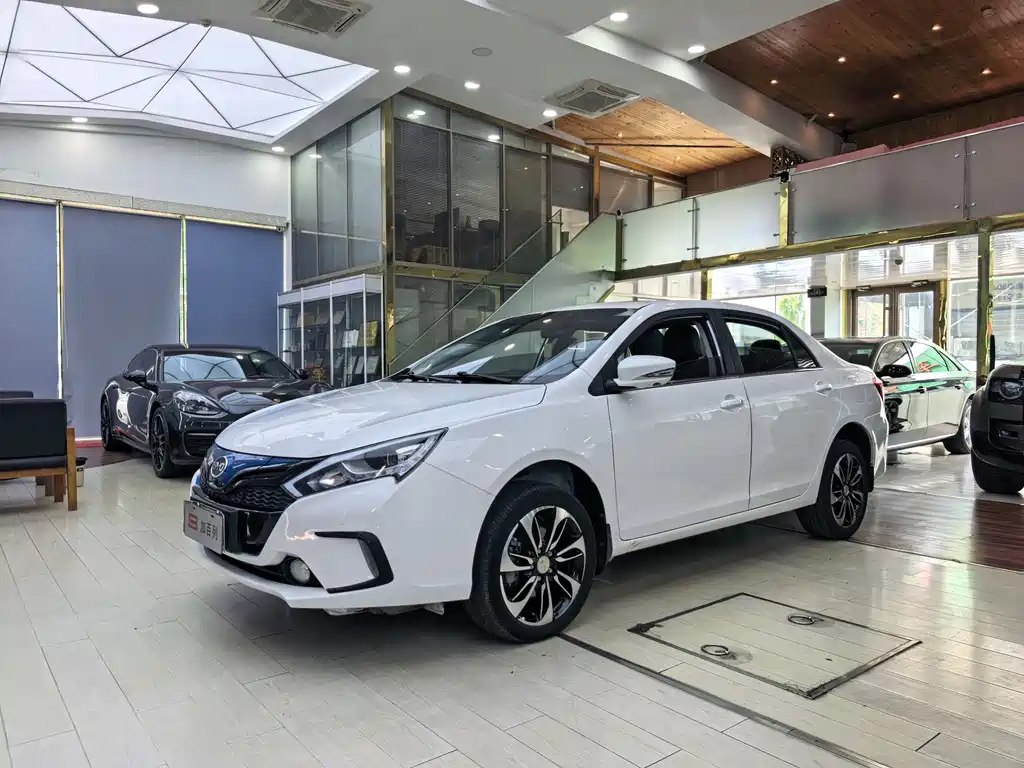 BYD Qin NEV 2016
