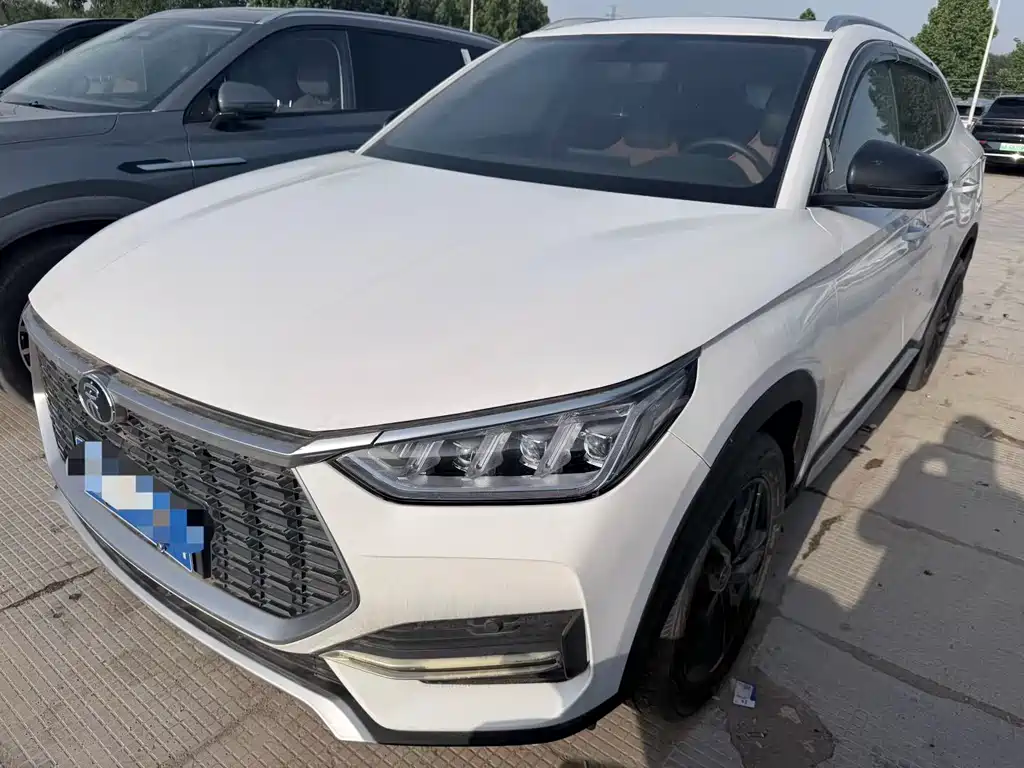 BYD PLUS 2022