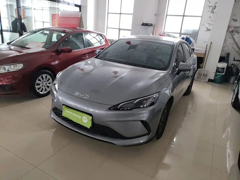 BYD Seal 05 DM-i 2025