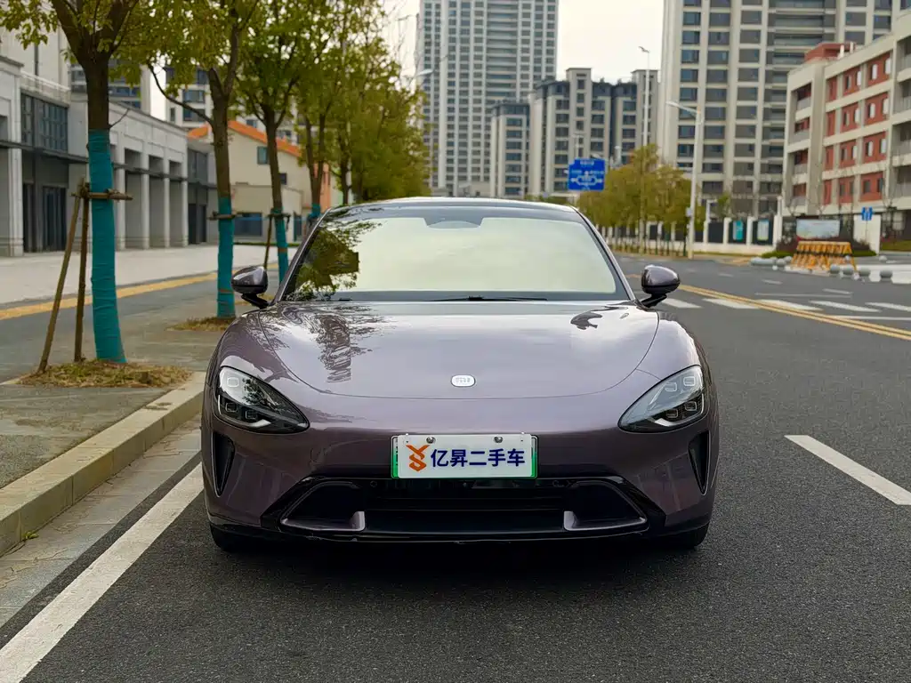 Xiaomi SU7 2025