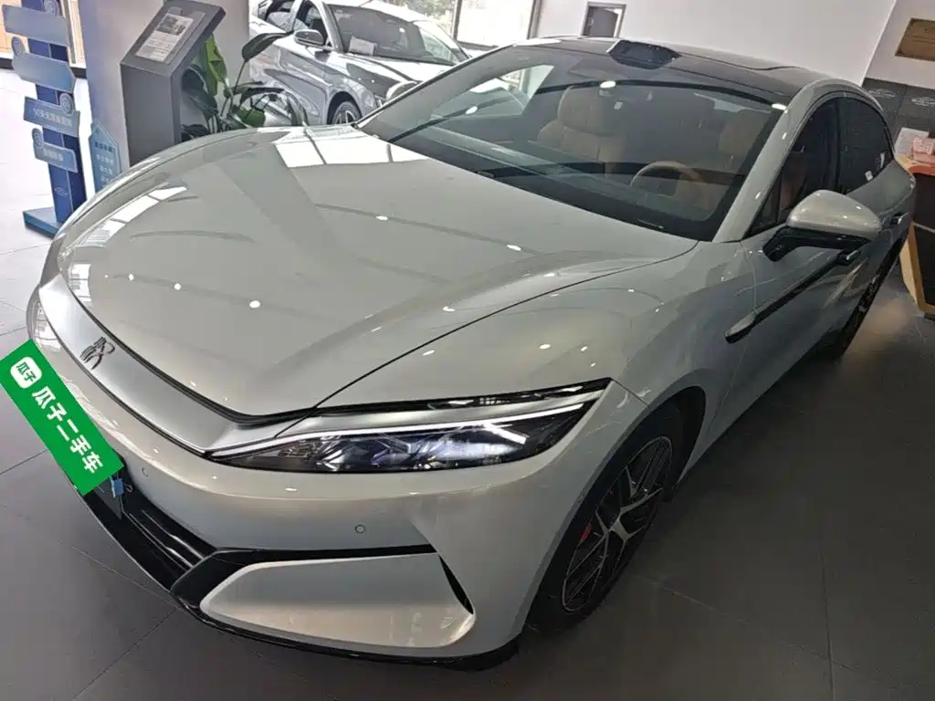 BYD 汉L 2025