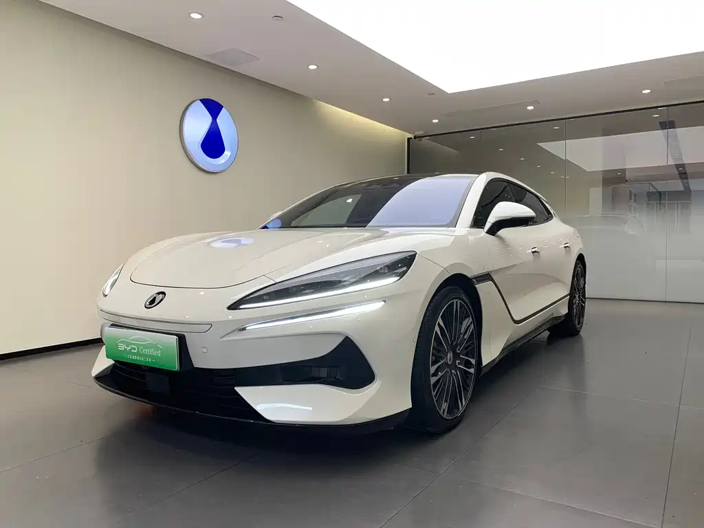 Denza Denza Z9GT 2024
