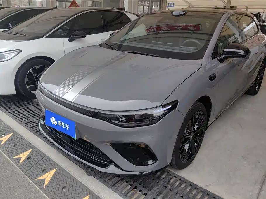 Leapmotor 零跑Lafa5 2025
