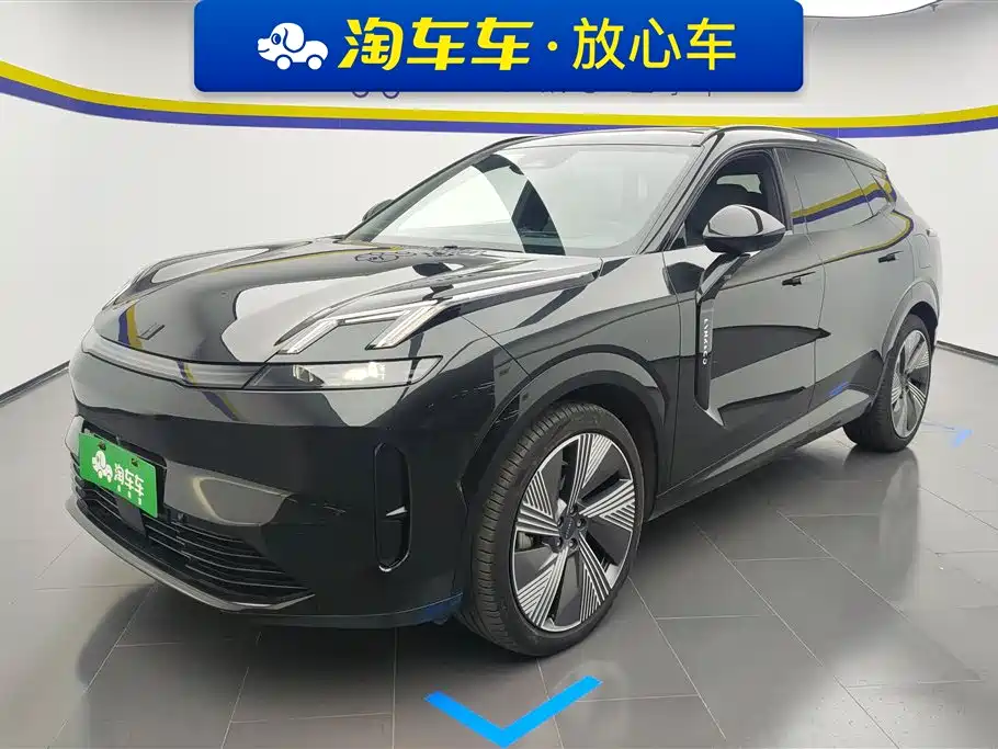 Lynk & Co 08 EM-P 2024