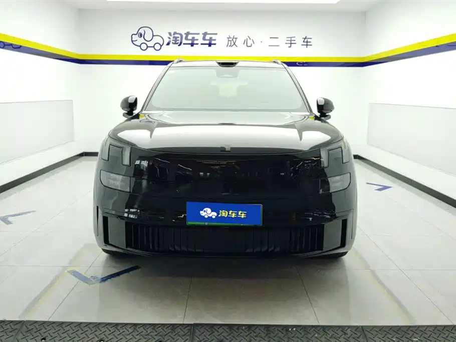 Lynk & Co 领克900 2025