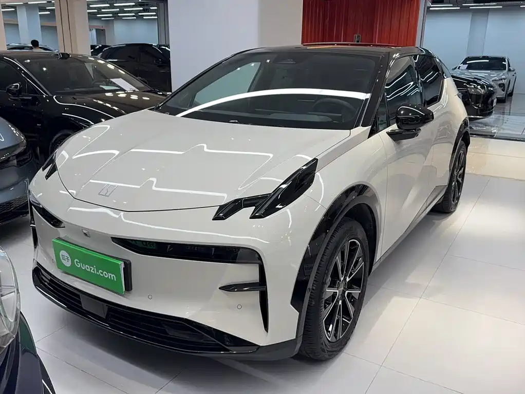 Zeekr X 2024