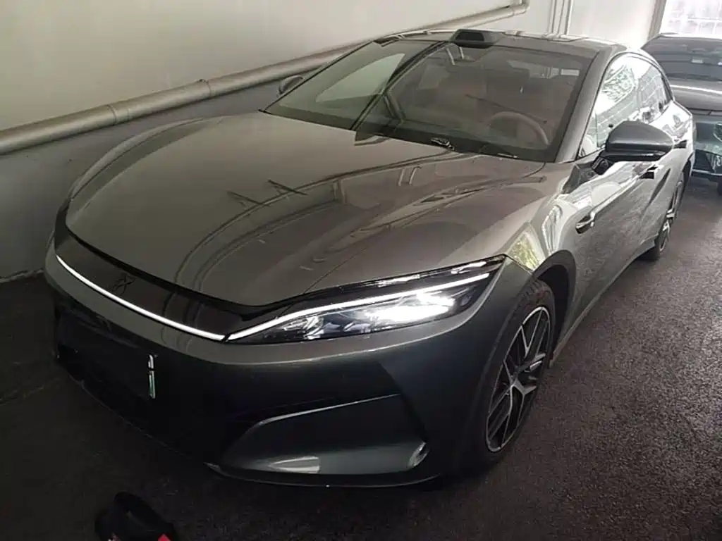 BYD 汉L 2025