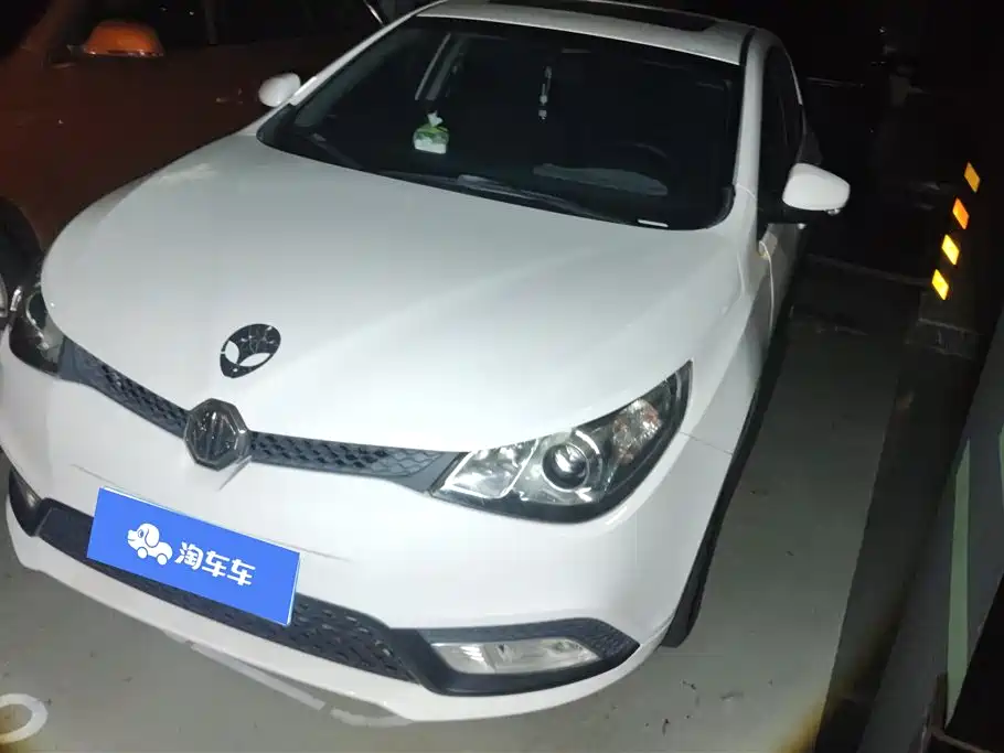 MG MG5 2013