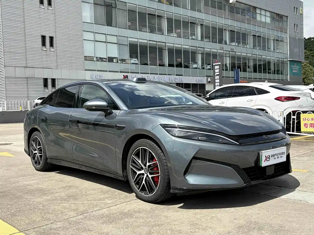BYD 汉L 2025