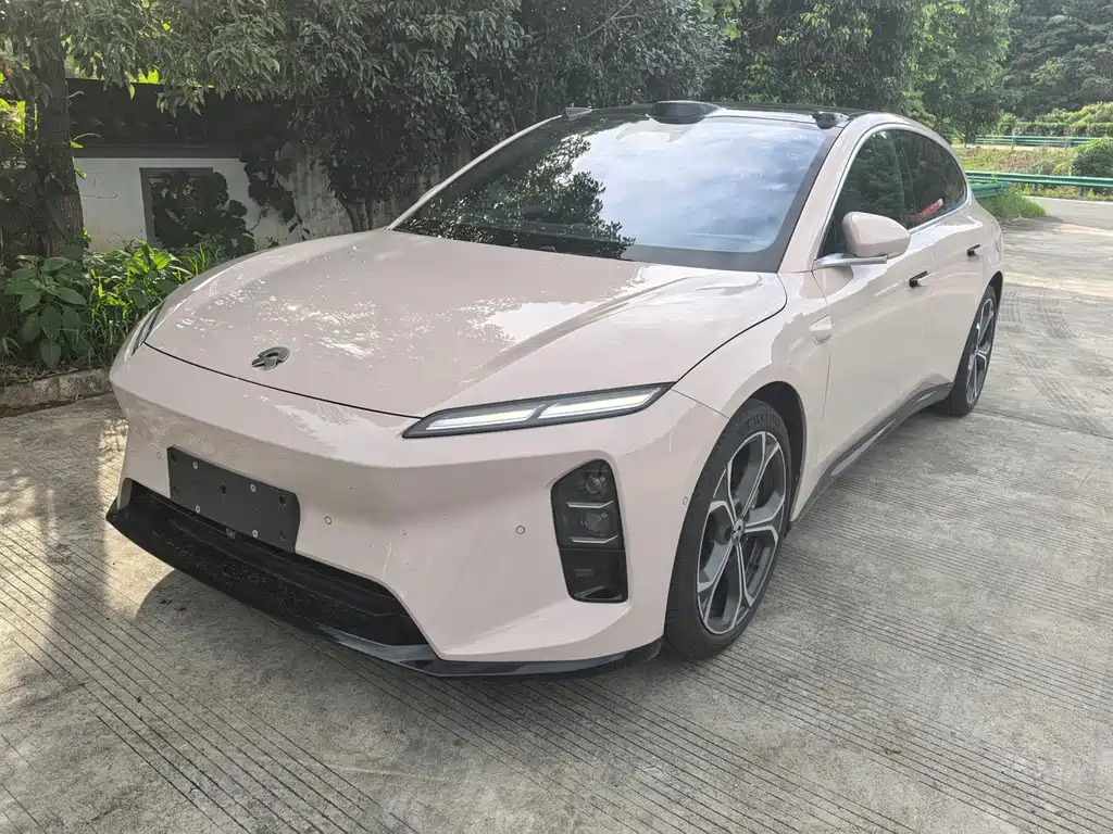 NIO ET5T 2025