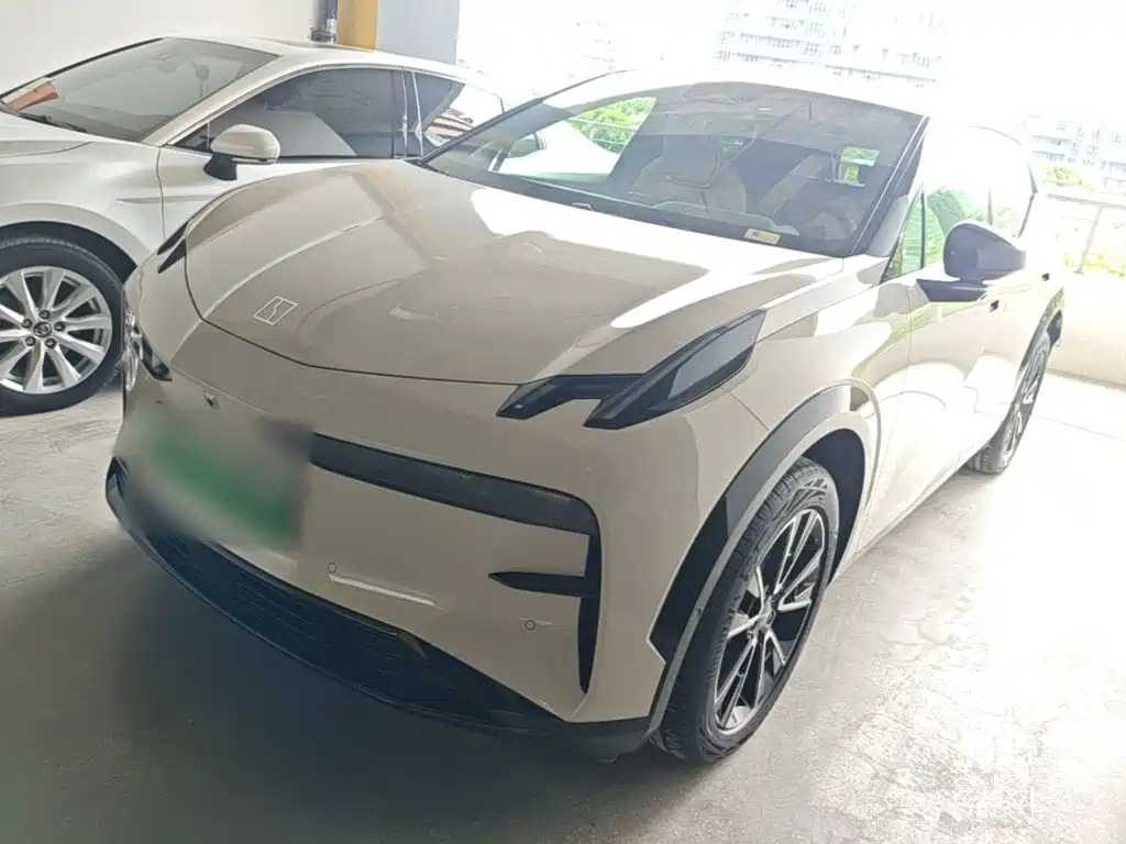 Zeekr X 2024