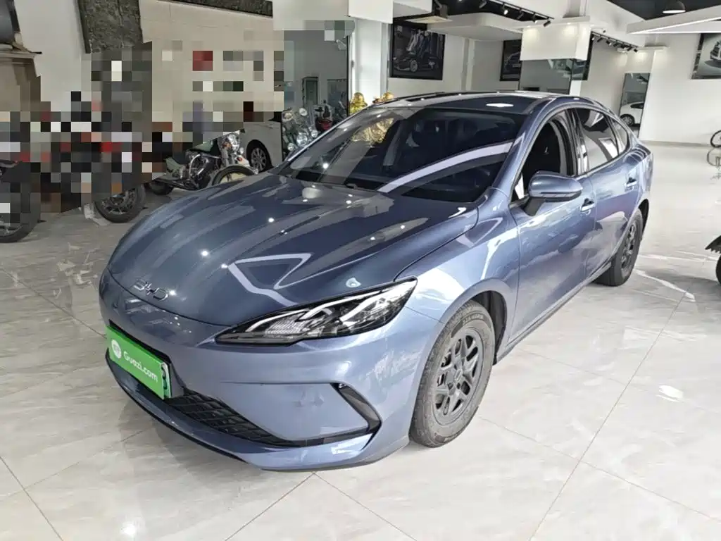 BYD Seal 05 DM-i 2025