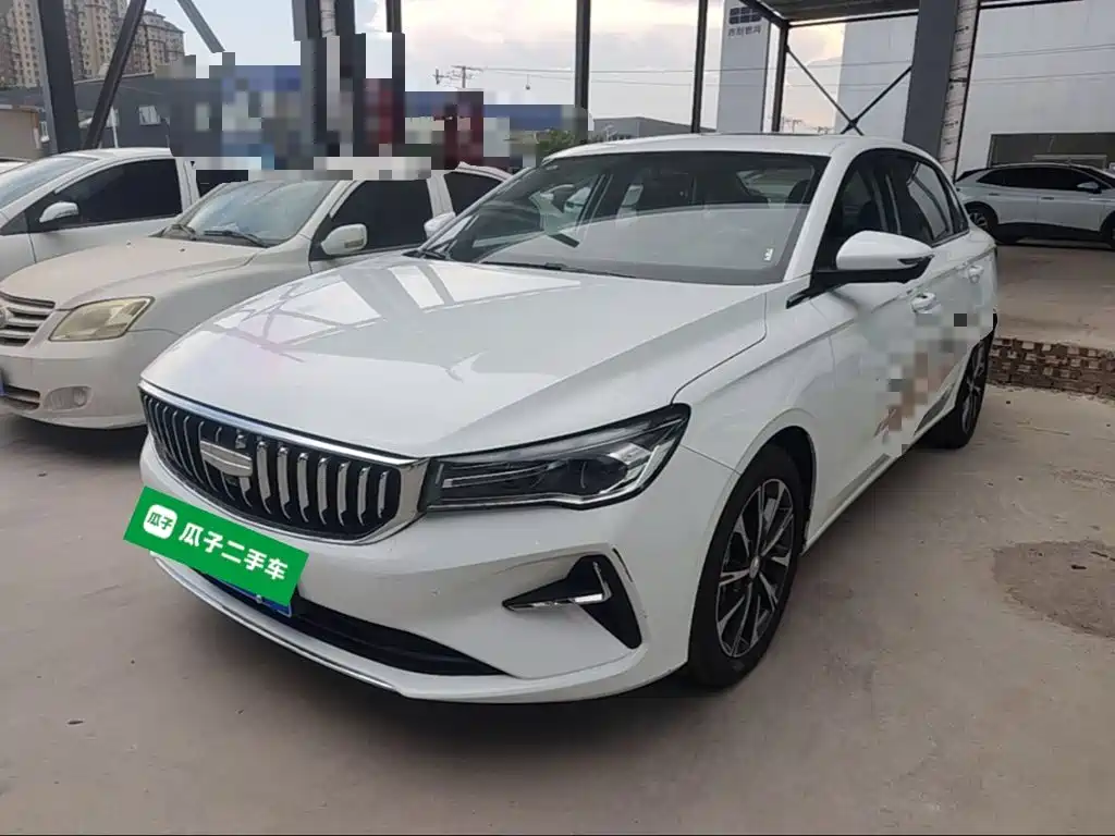 Geely Emgrand 2025