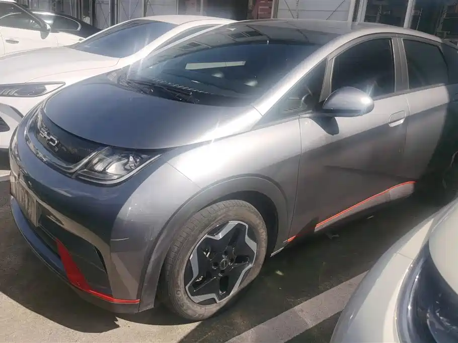 BYD Dolphin 2023