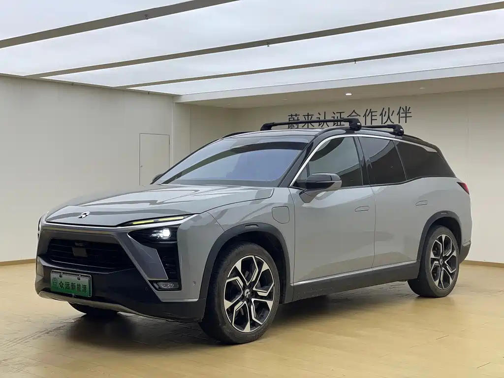 NIO ES8 2021