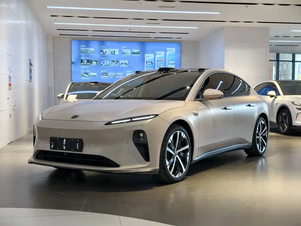 NIO ET5 2022
