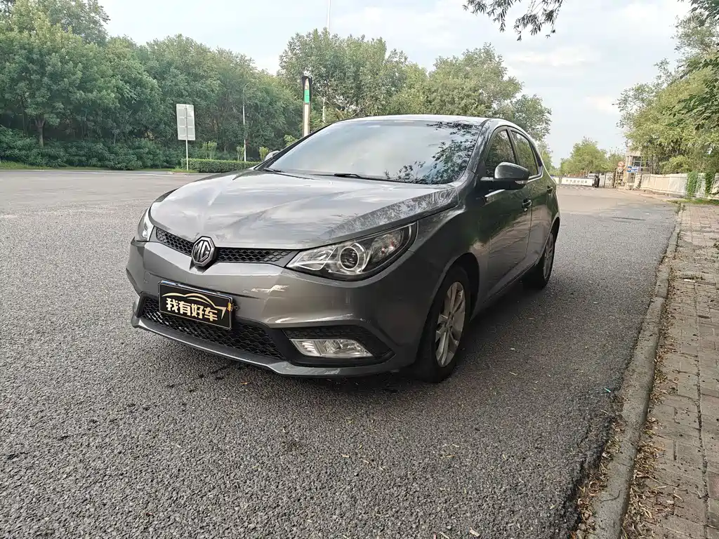 MG MG5 2013