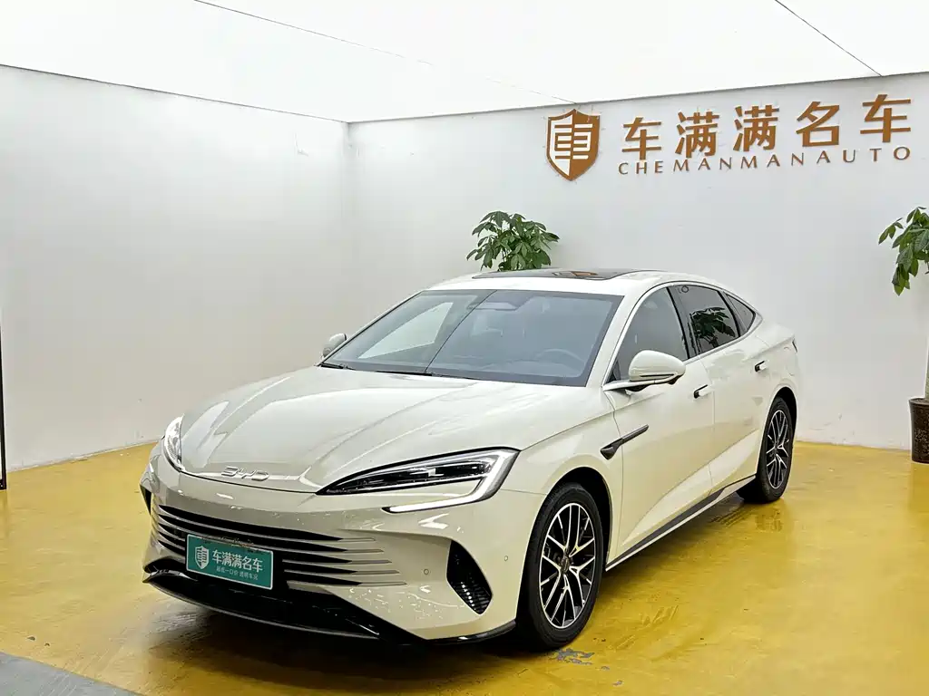 BYD Seal 07 DM-i 2025