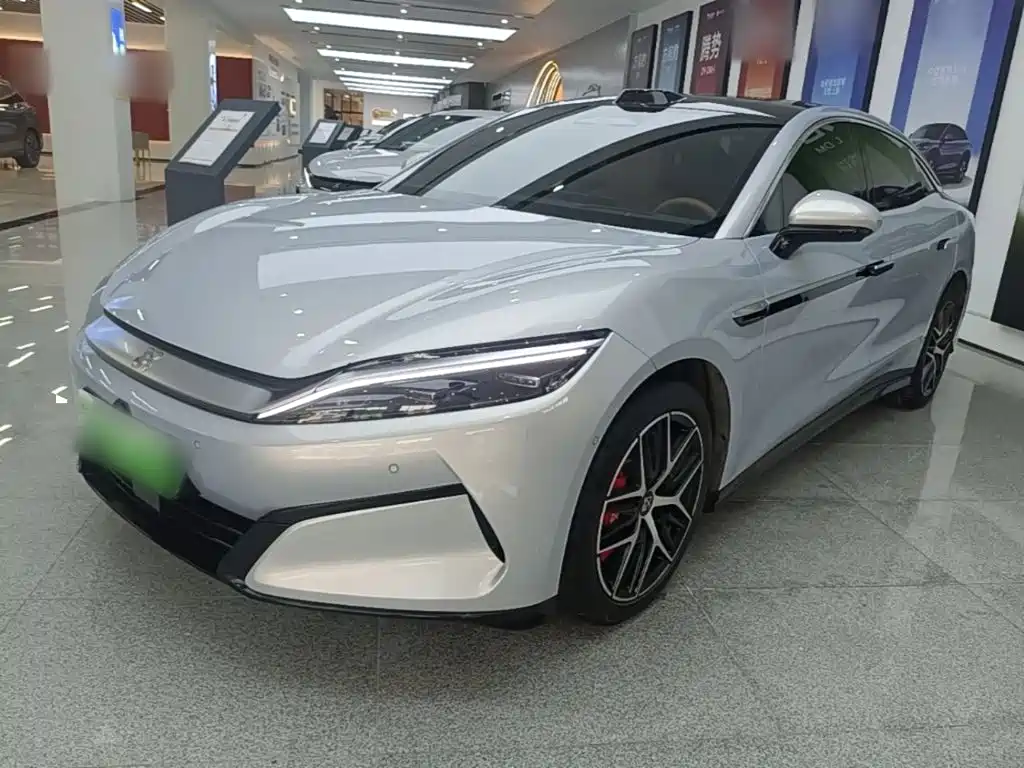 BYD 汉L 2025