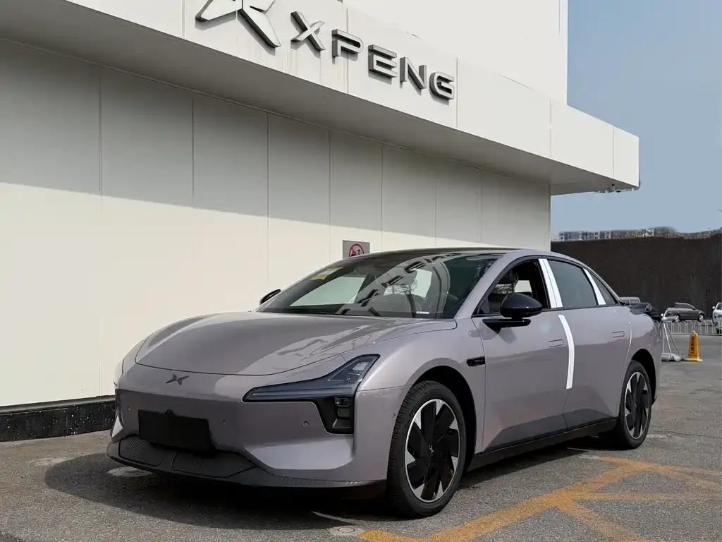 Xpeng MONA M03 2025 model 600 long battery life Max