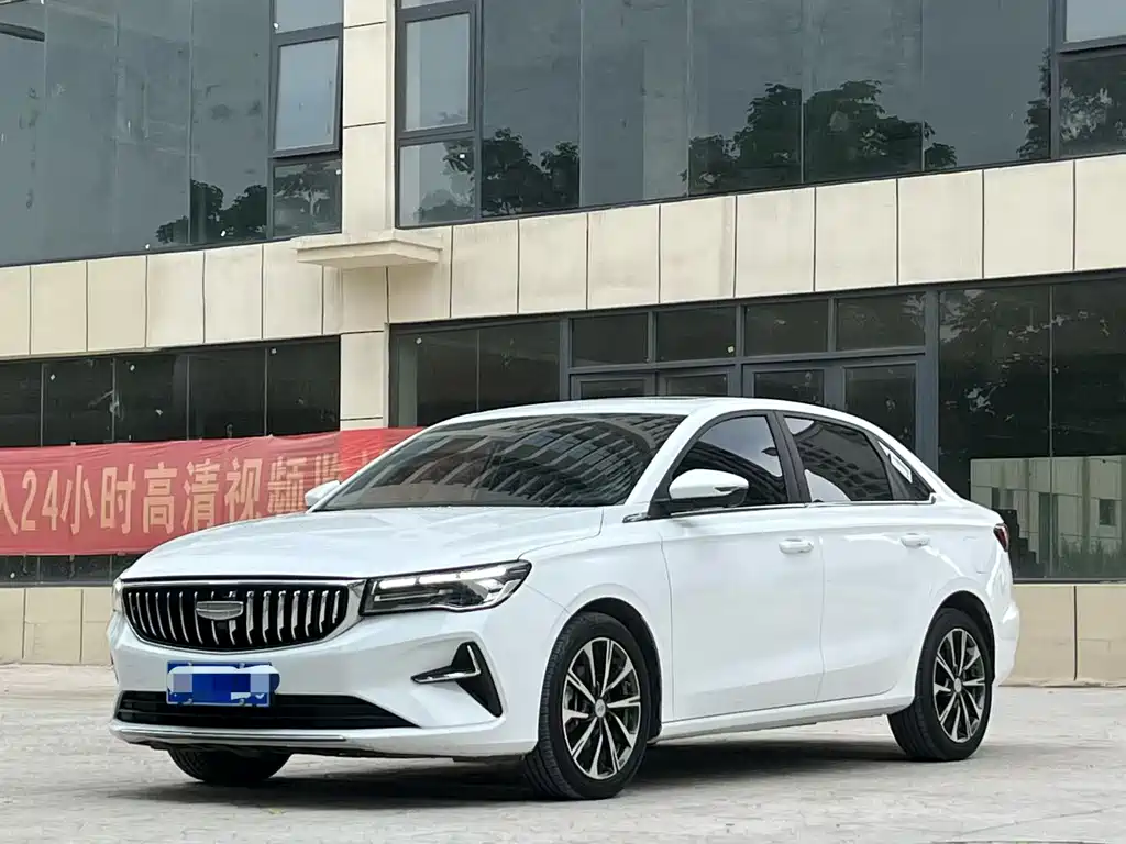Geely Emgrand 2025