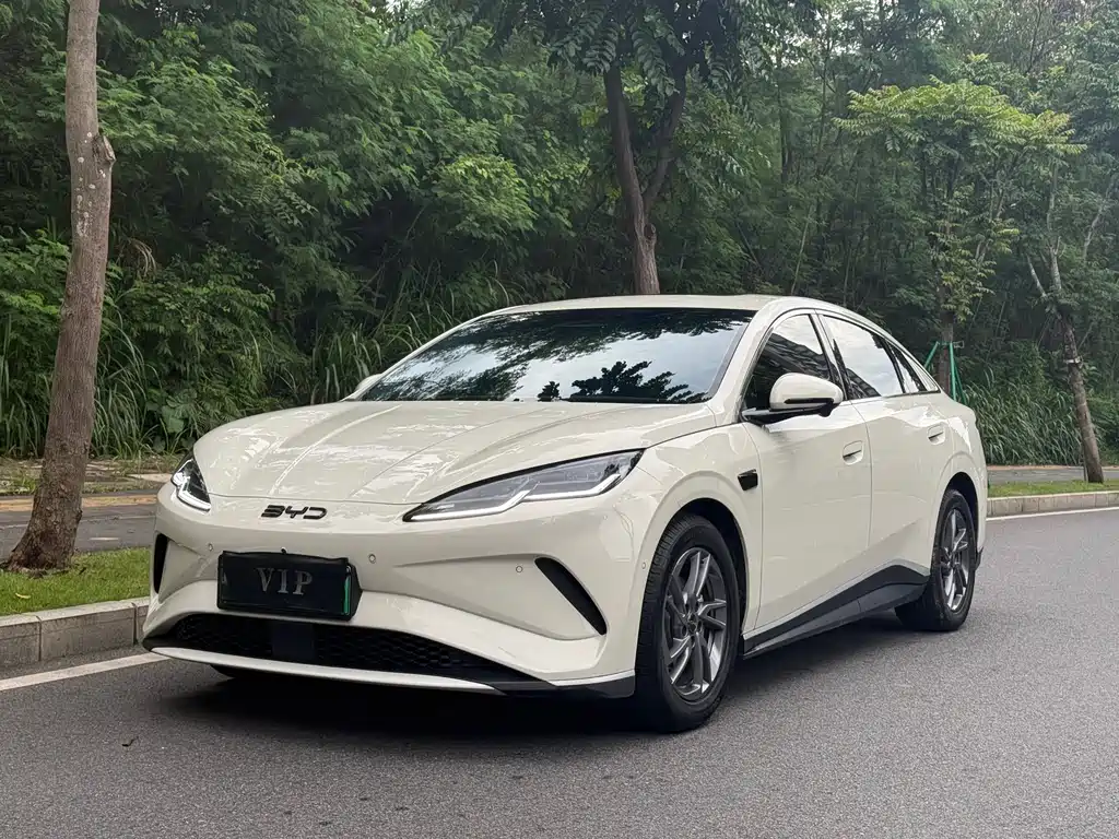 BYD 海豹06 2025