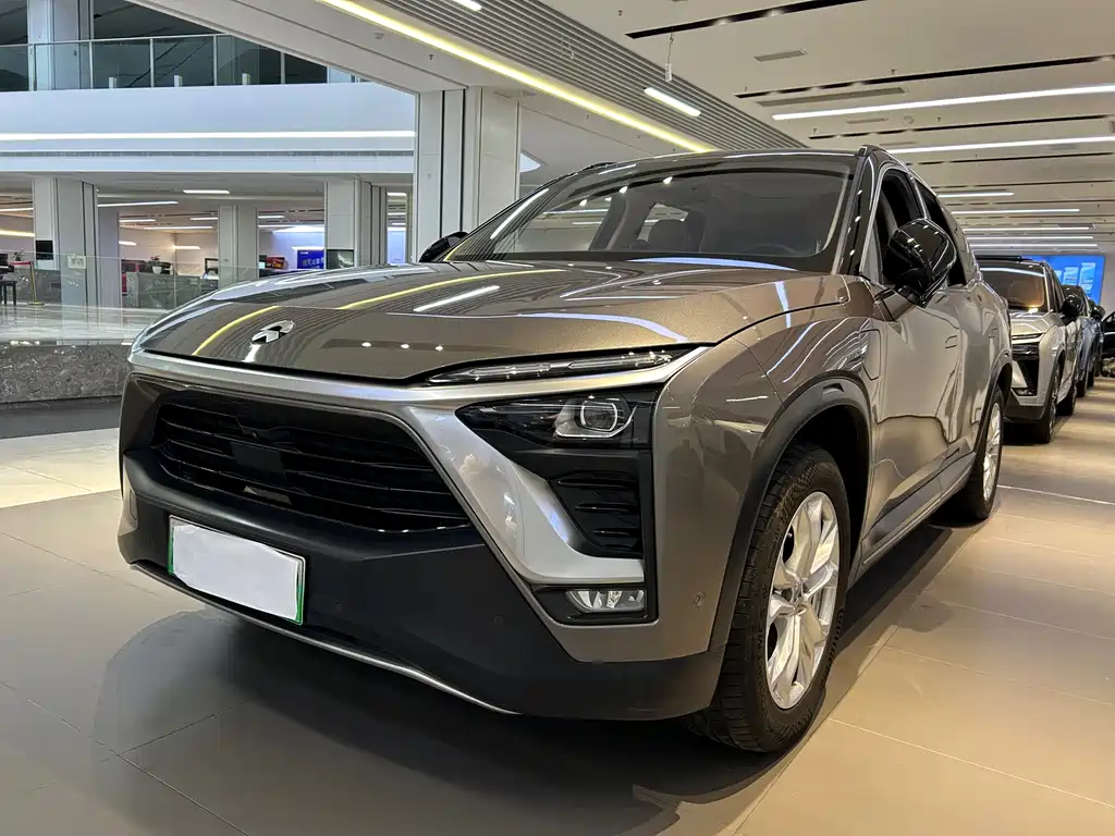NIO ES8 2019