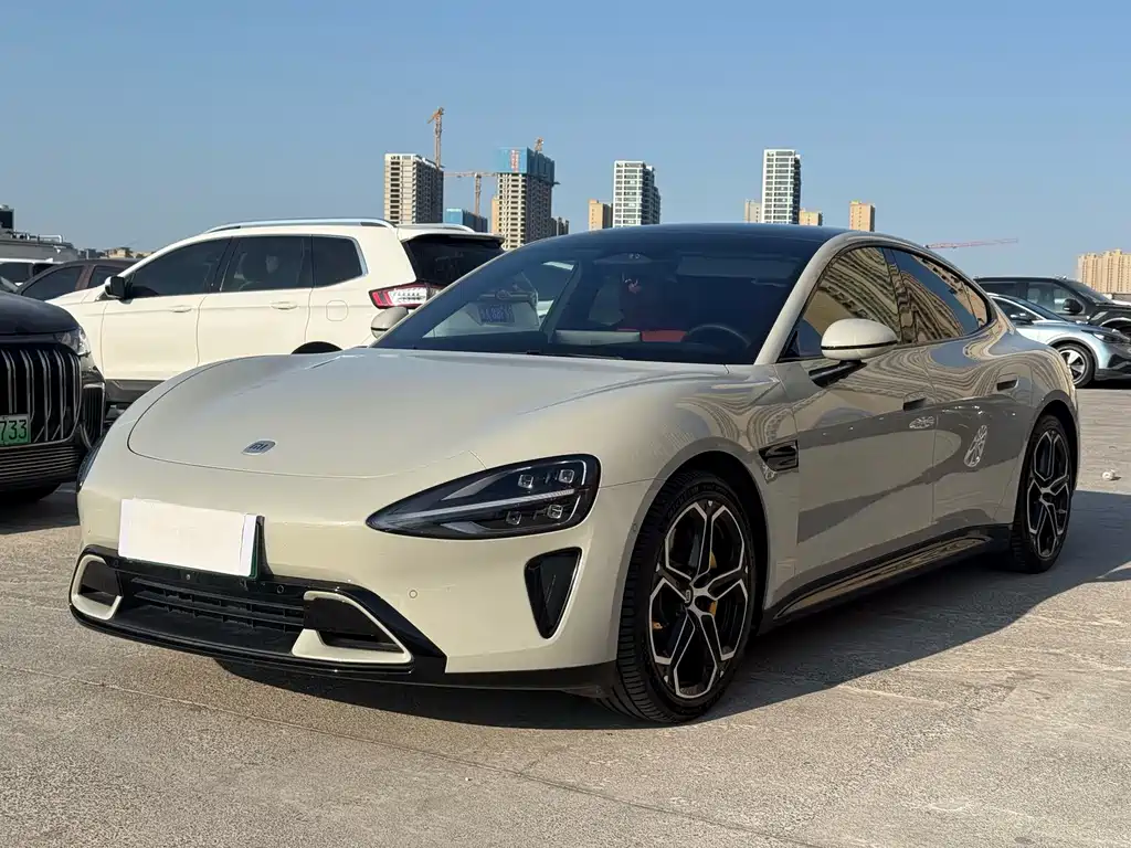 Xiaomi SU7 2025