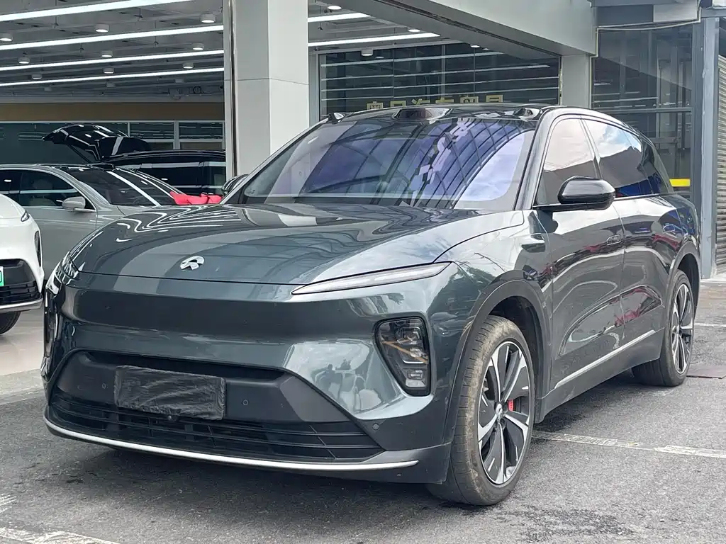 NIO ES8 2023